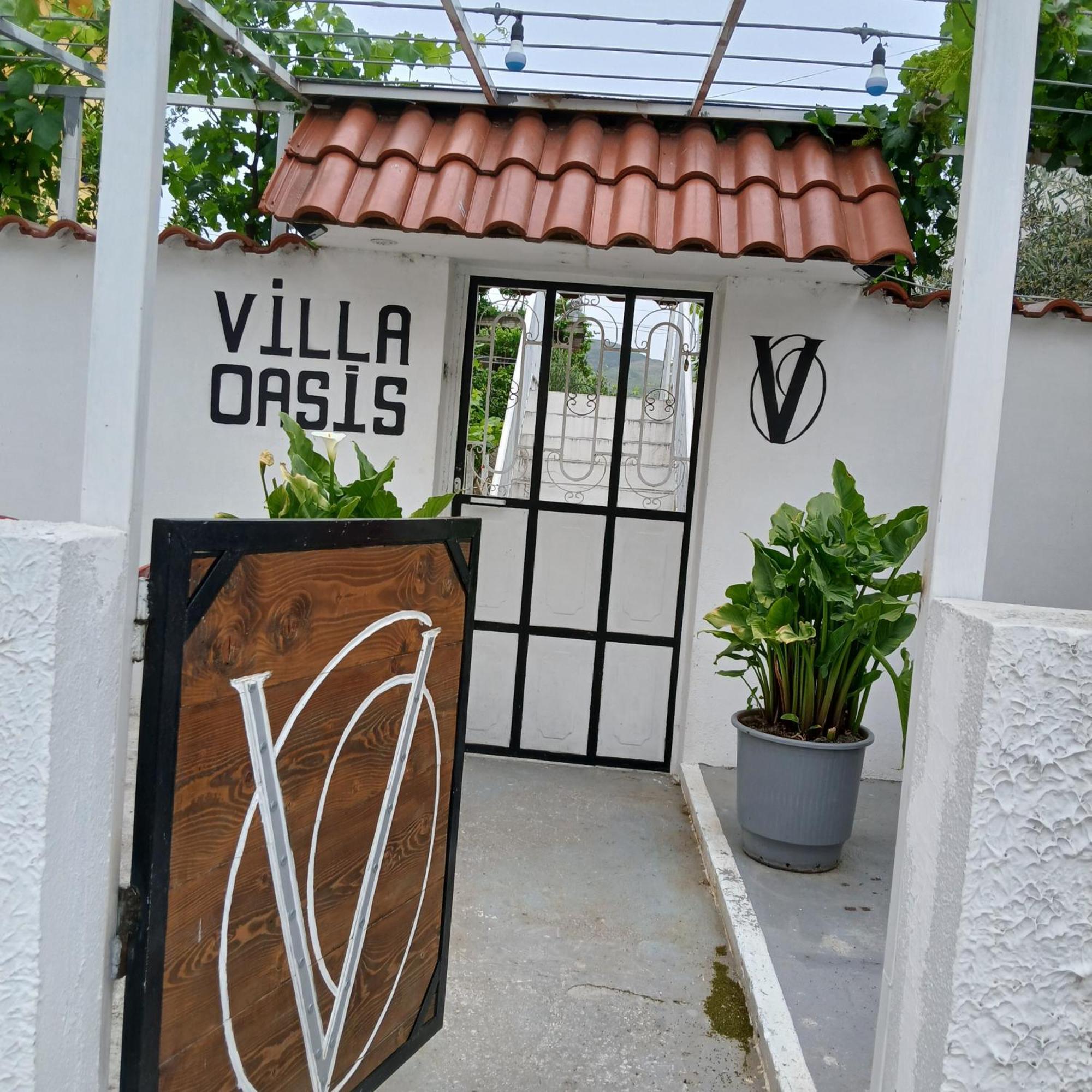 Villa Oasis Berat Exterior photo